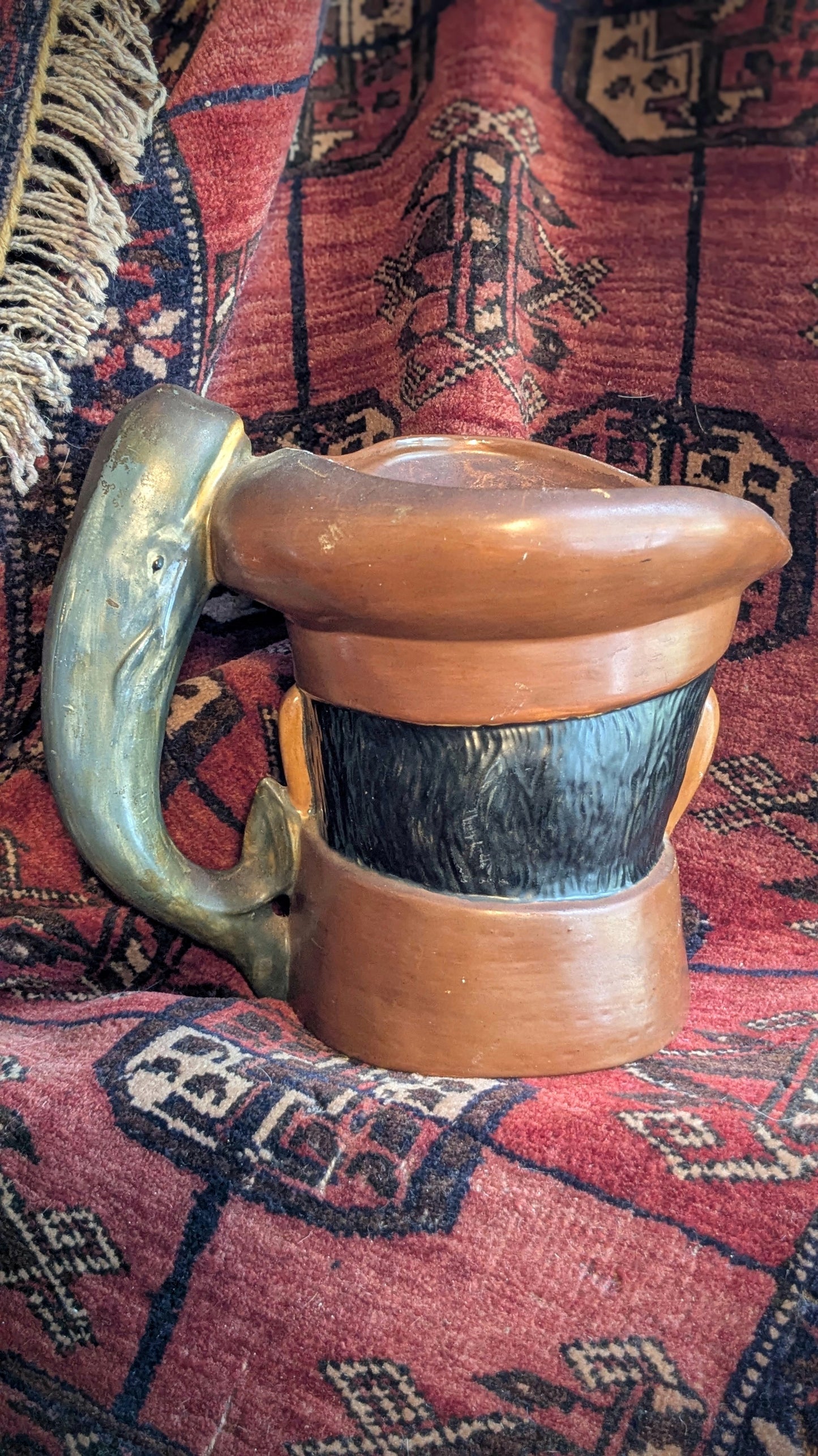 Captain Vase